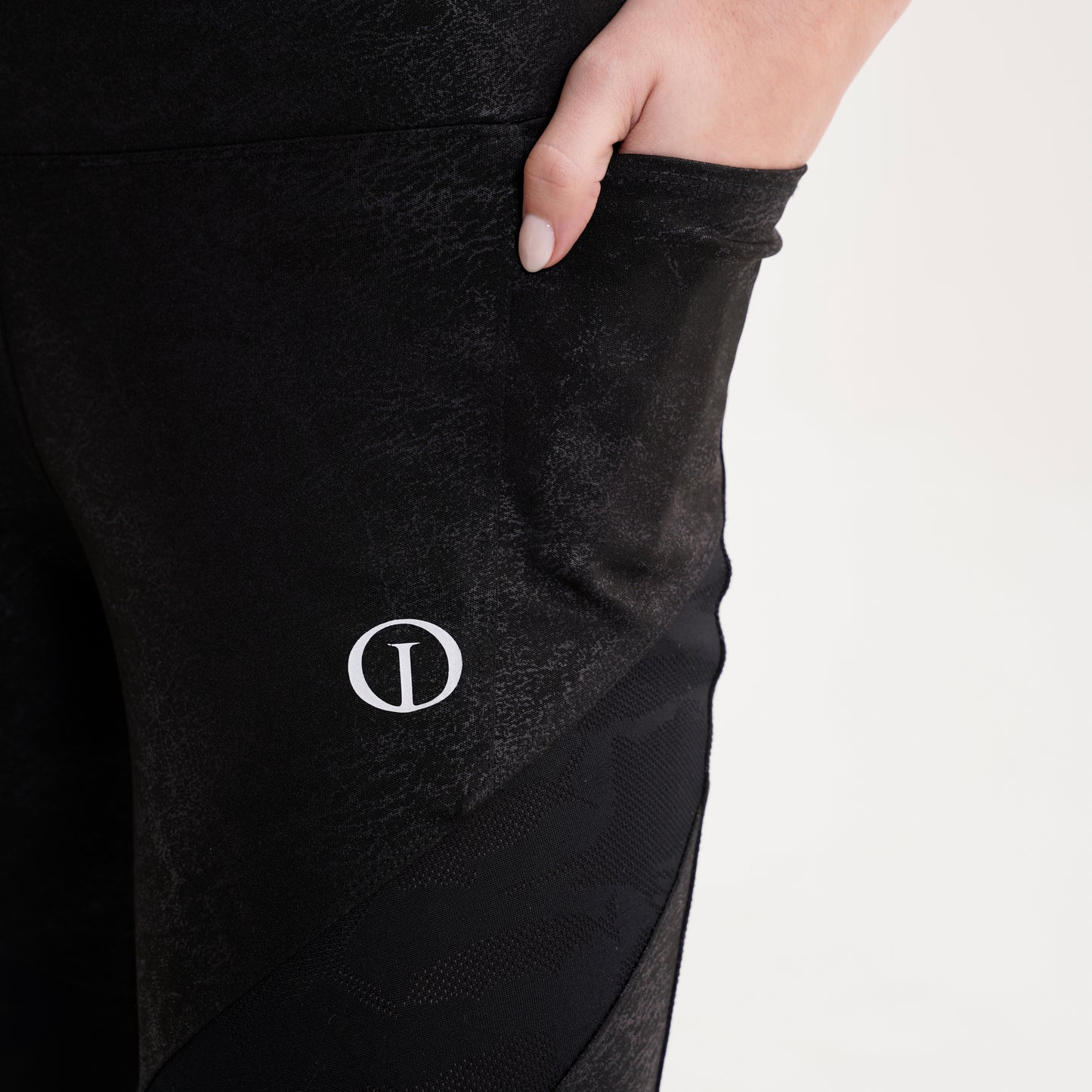 Prefect Fit Leggings: "Black"