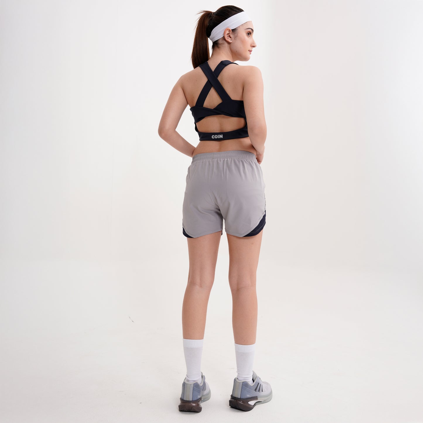 ODIN'S WOMEN POWER SHORTS: "Gray"